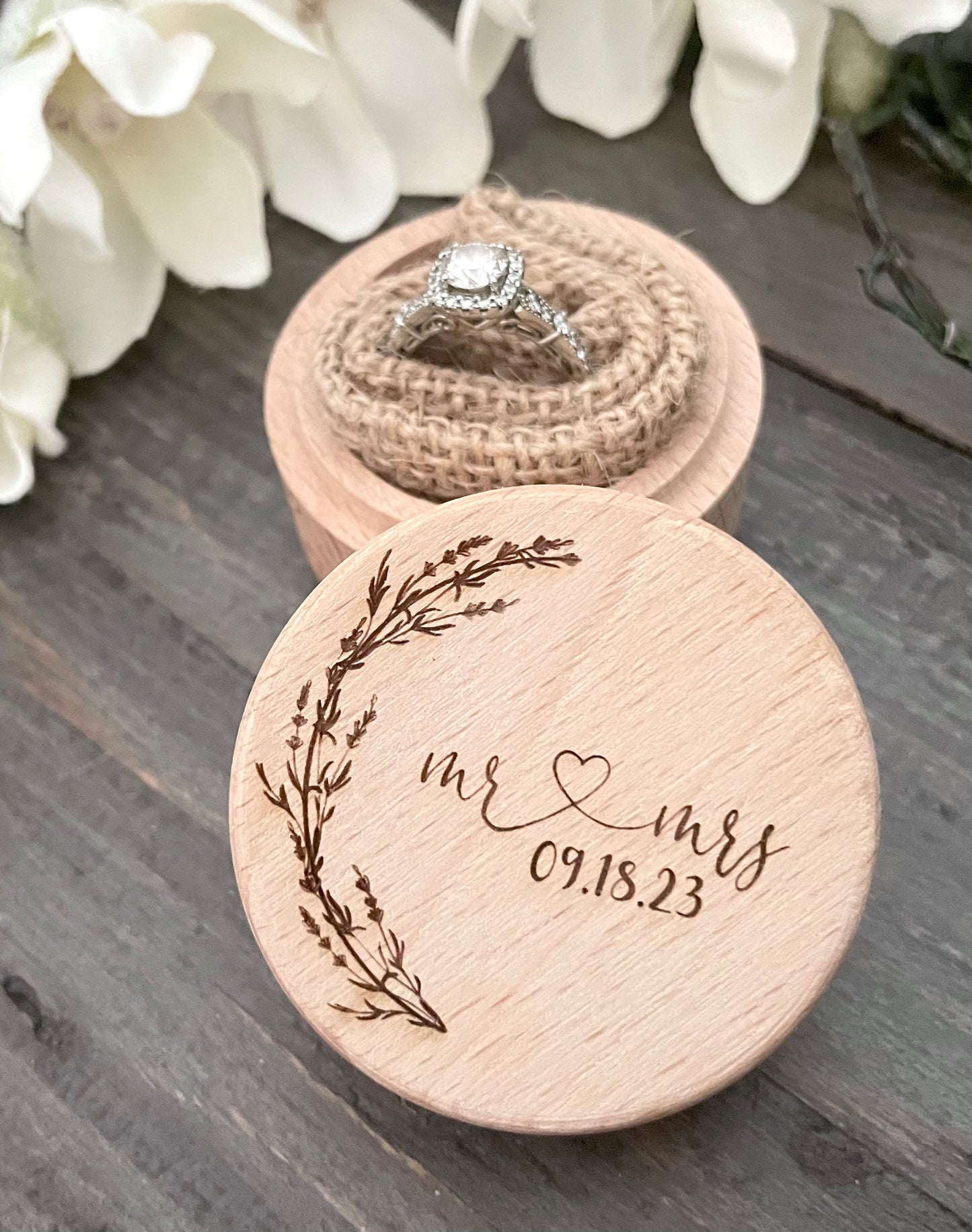 Personalized Round Wooden Boxes - Beech Wood