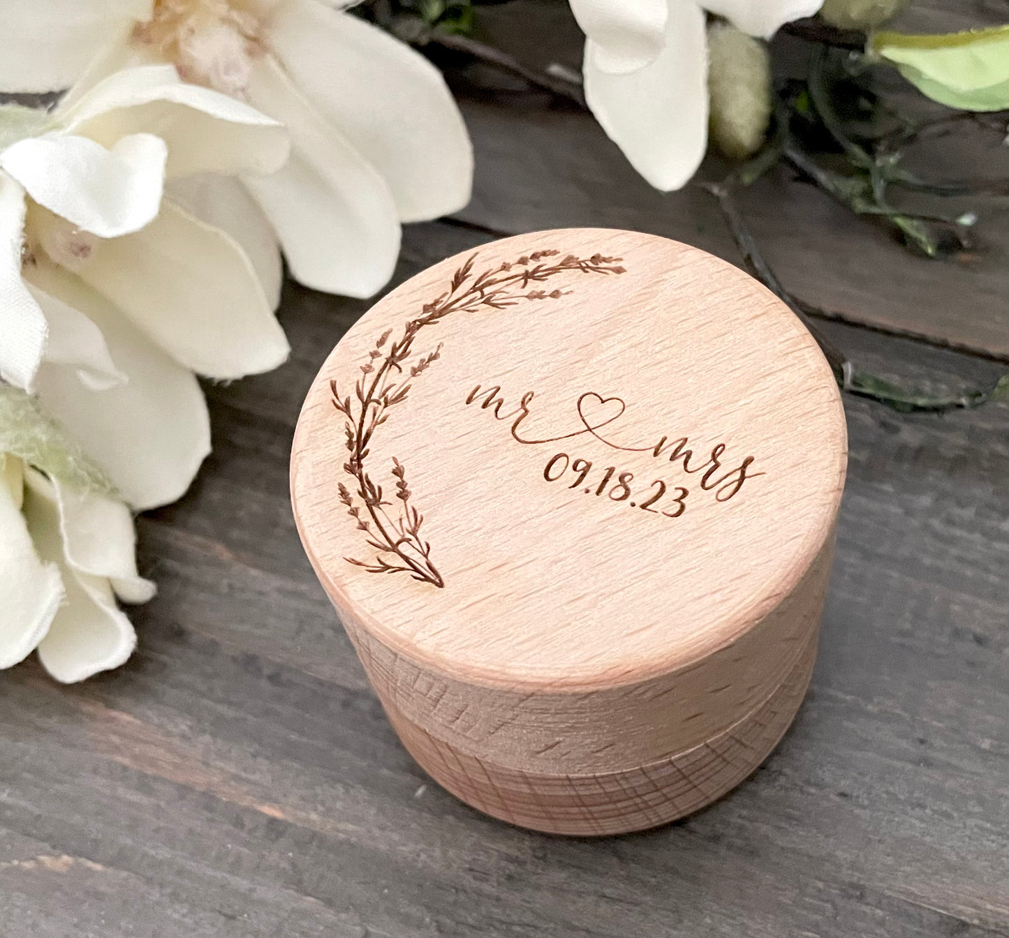 Personalized Round Wooden Boxes - Beech Wood