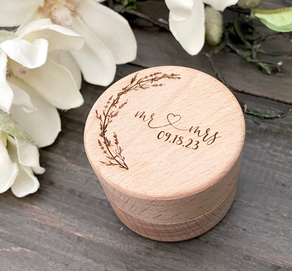 Personalized Round Wooden Boxes - Beech Wood