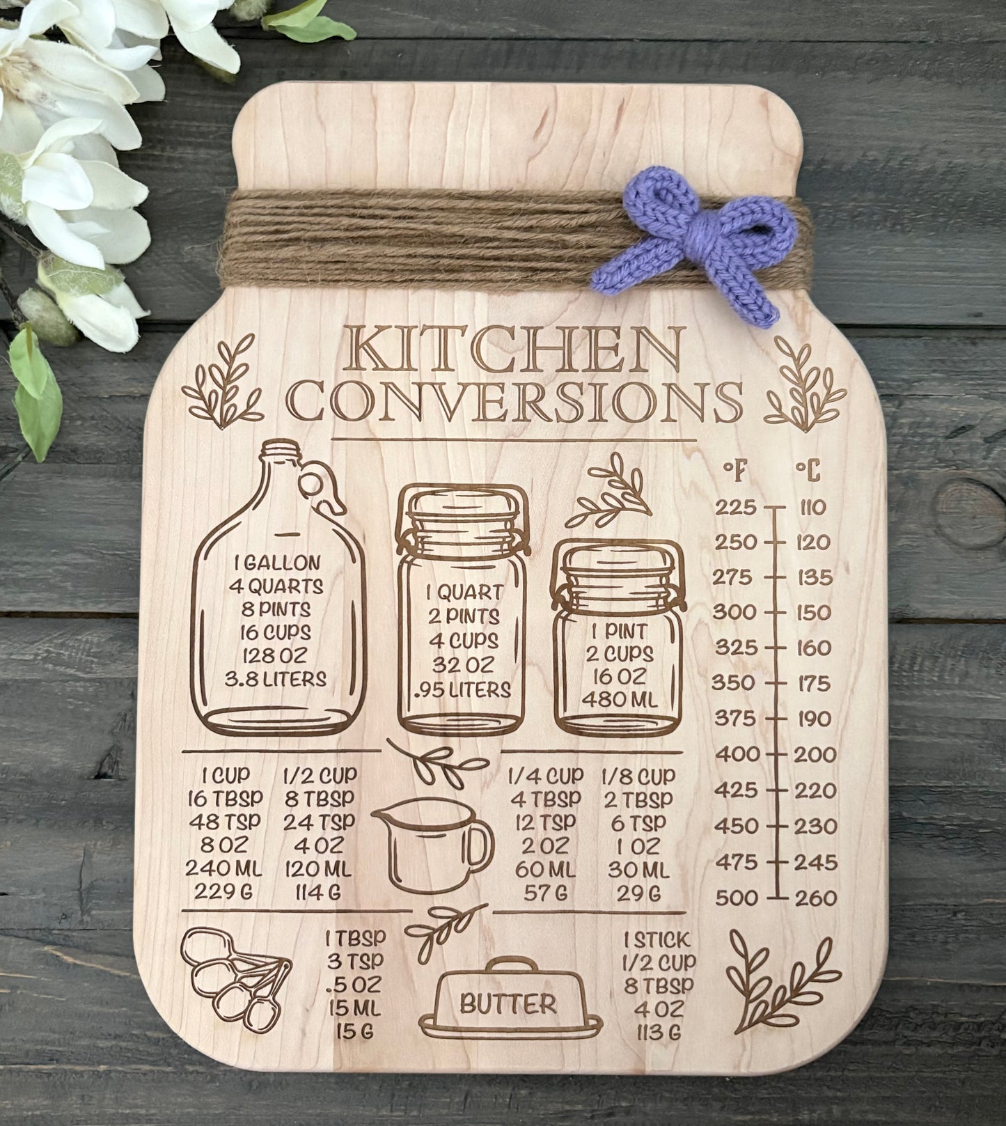 Personalized Wooden Cutting Board - Mason Jar