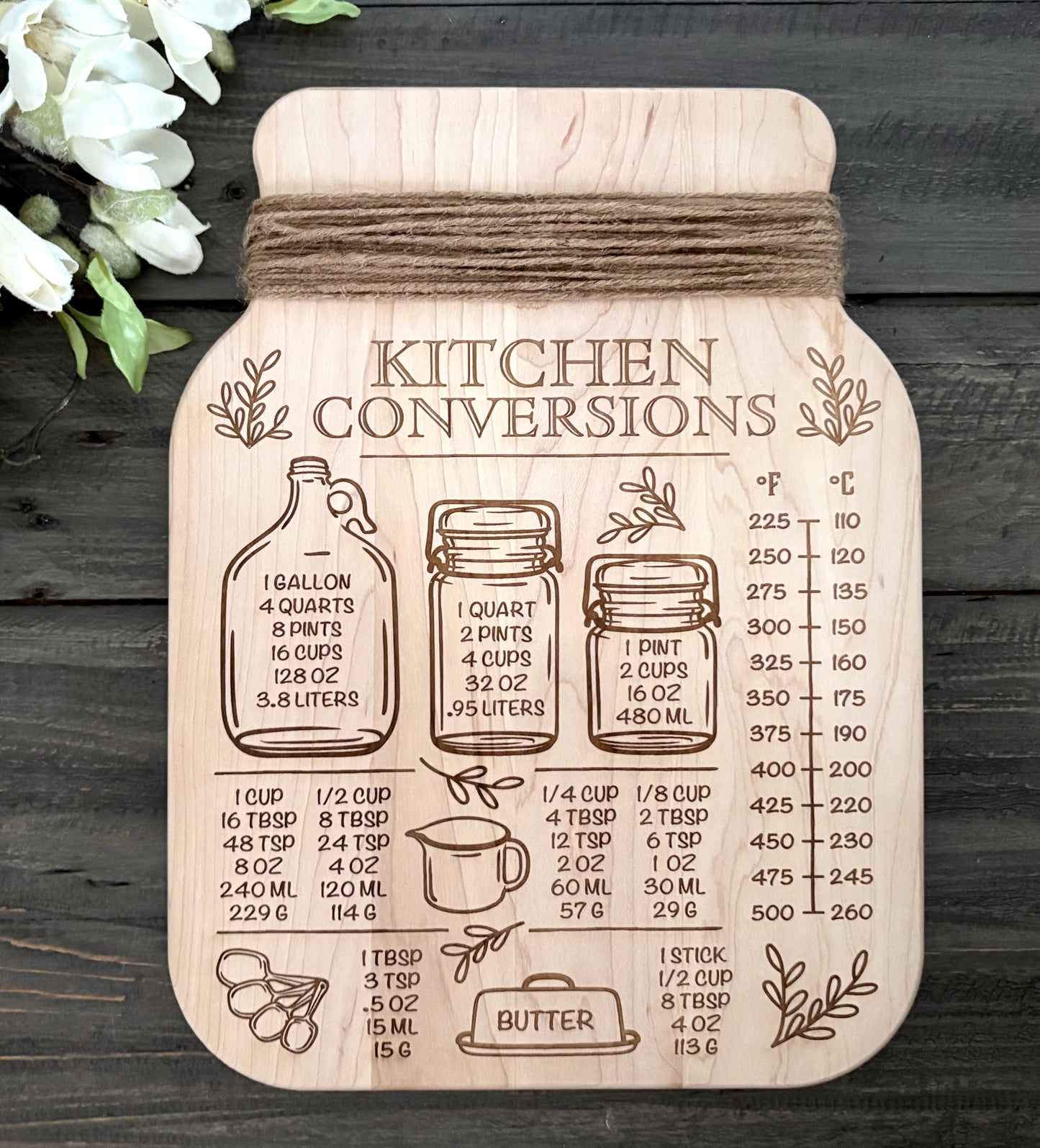 Personalized Wooden Cutting Board - Mason Jar